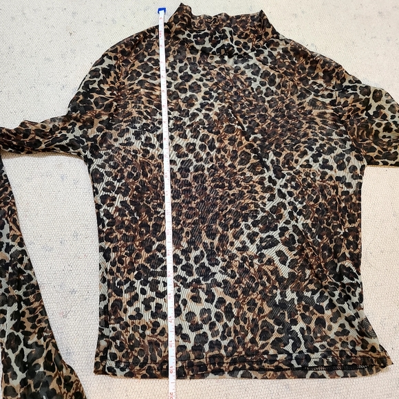 Women’s shirts - Picture 6 of 7